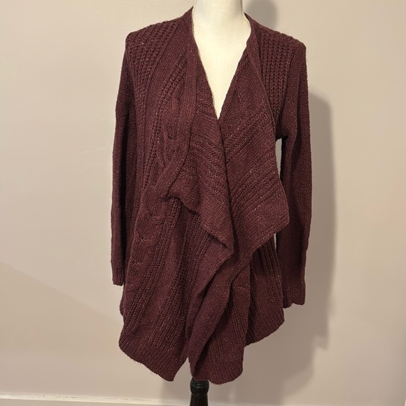 Aberctombie & Fitch, cowl neck wool cardigan an with pockets - Picture 2 of 7